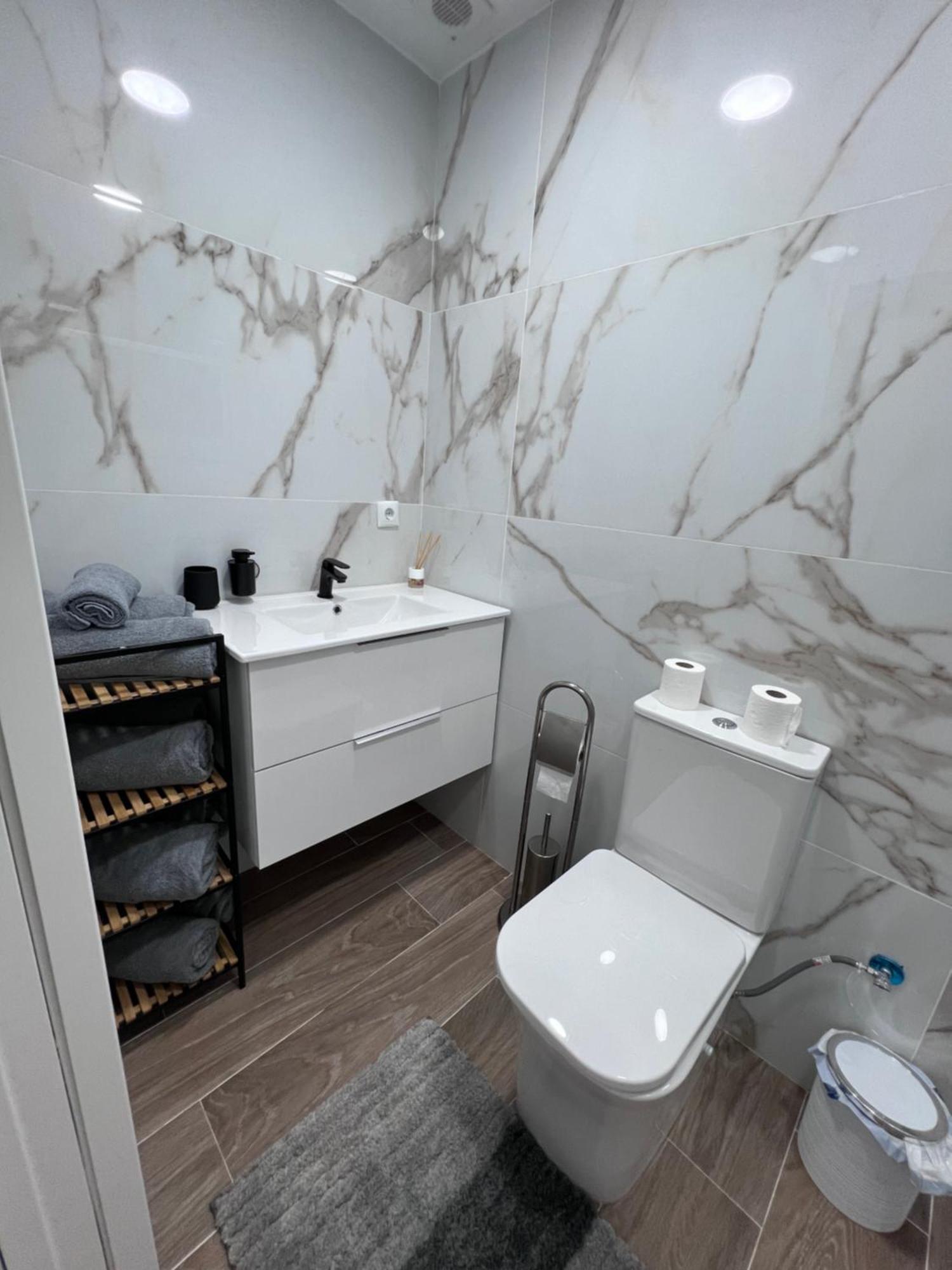Centrum 59 Аликанте Екстериор снимка
